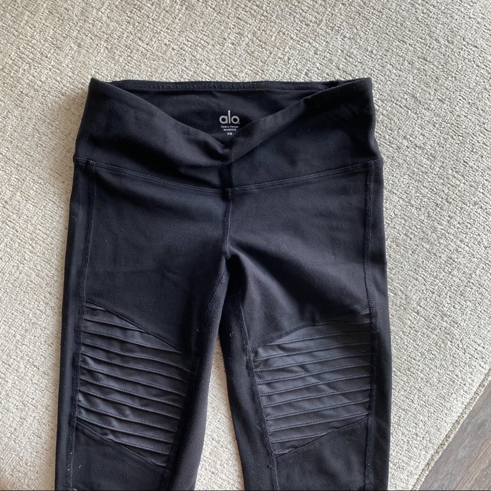 ALO Yoga Moto Leggings High Rise